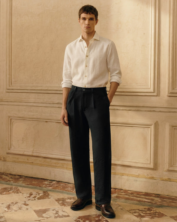 The Relaxed Textured Runway Pant Black